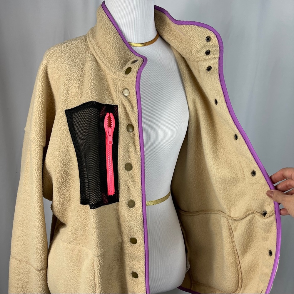 Target Jacket - Picture 2 of 4